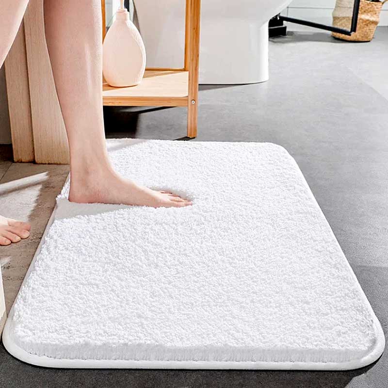 Plushy Non-Slip Bath Mat