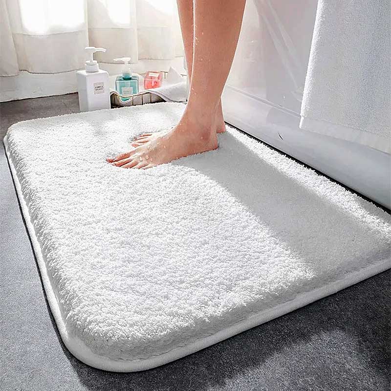 Plushy Non-Slip Bath Mat